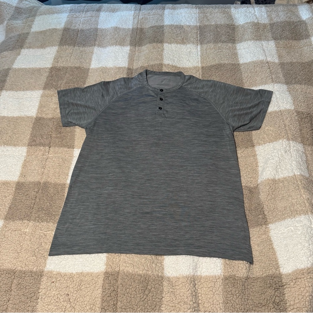 Lululemon Metal Vent Tech Henley